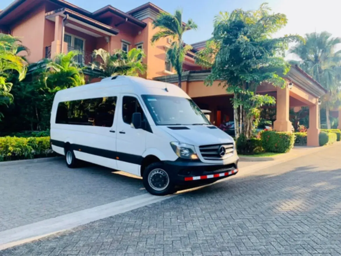 Private driver service with luxury vehicle for couples in Costa Rica